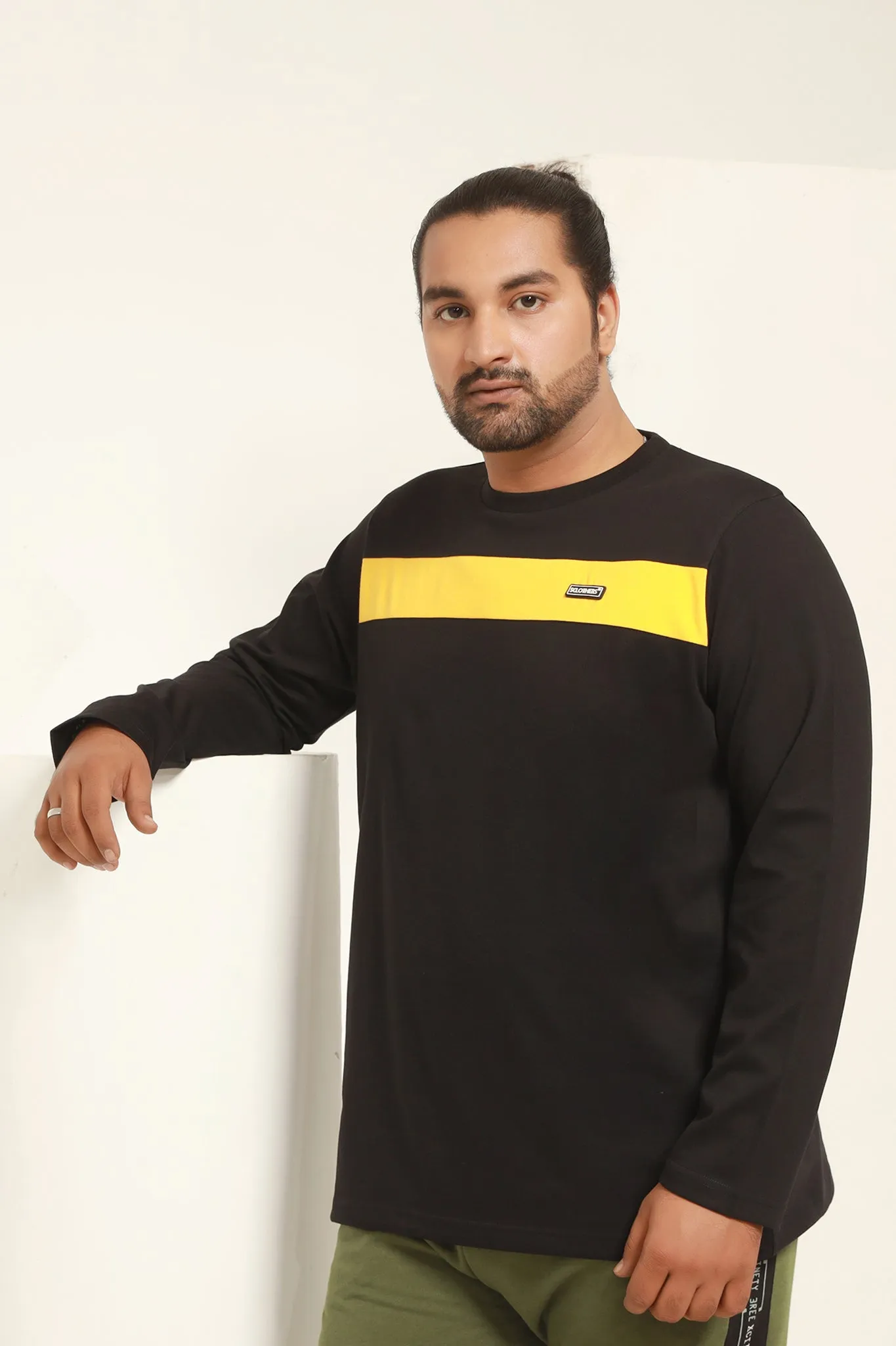 Black & Yellow T-Shirt (Plus Size) - W20 - MT0016P
