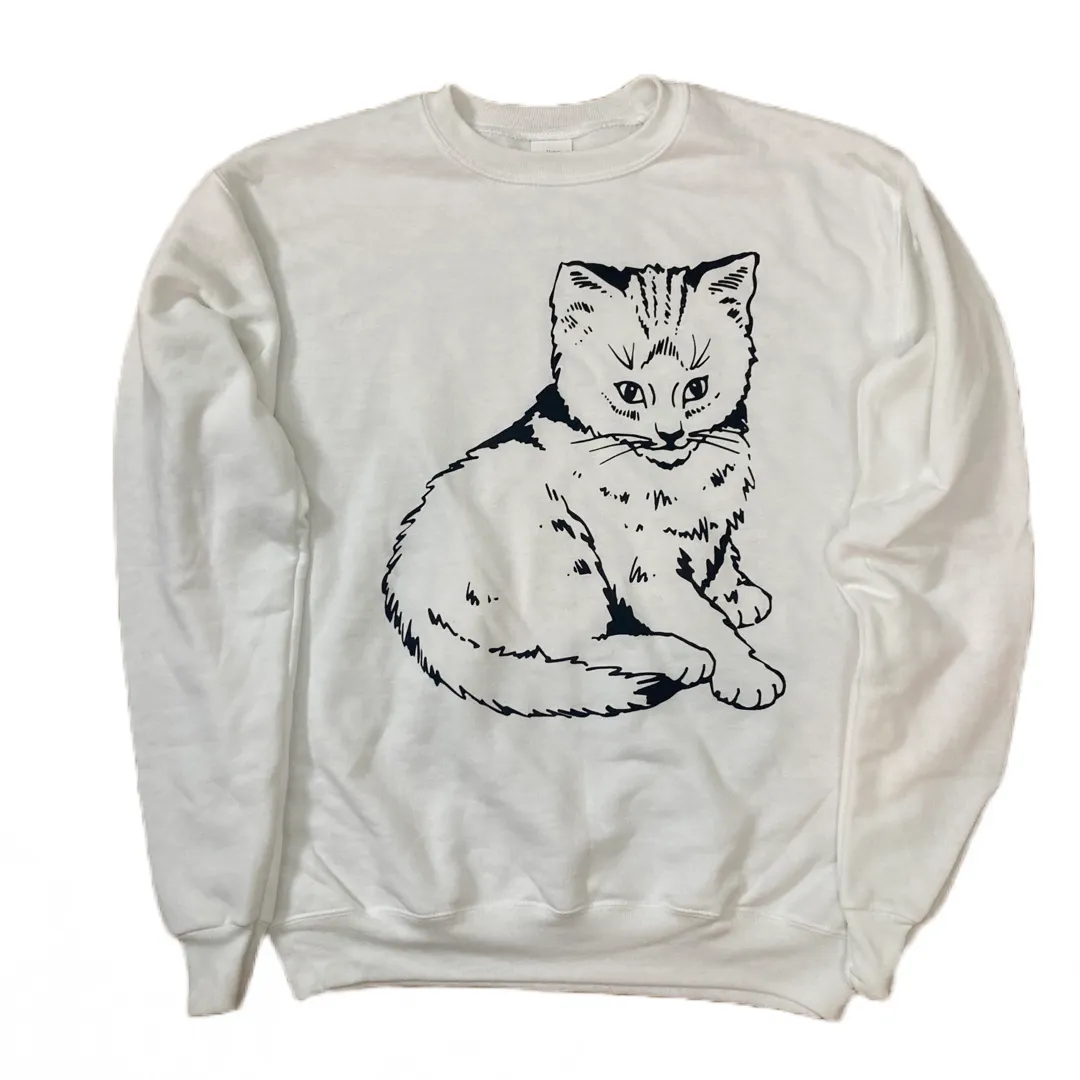 Focus Cat Giant Sweatshirt - Black and White