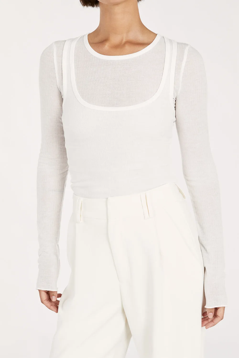 JUDE OFF WHITE SLEEVED LAYER TOP