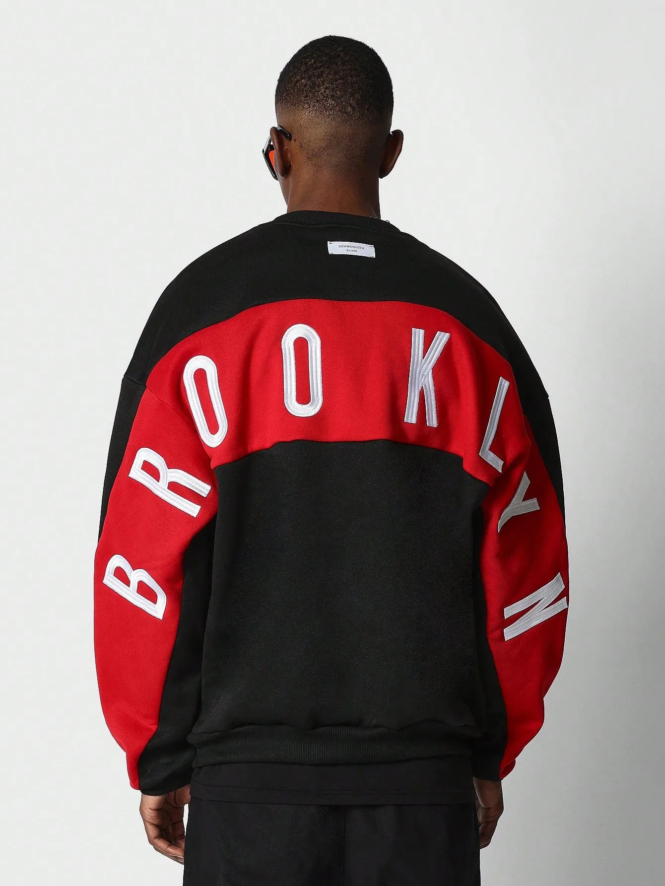 SUMWON Crew Neck Colour Blocked Sweatshirt With Back Brooklyn Embroidery