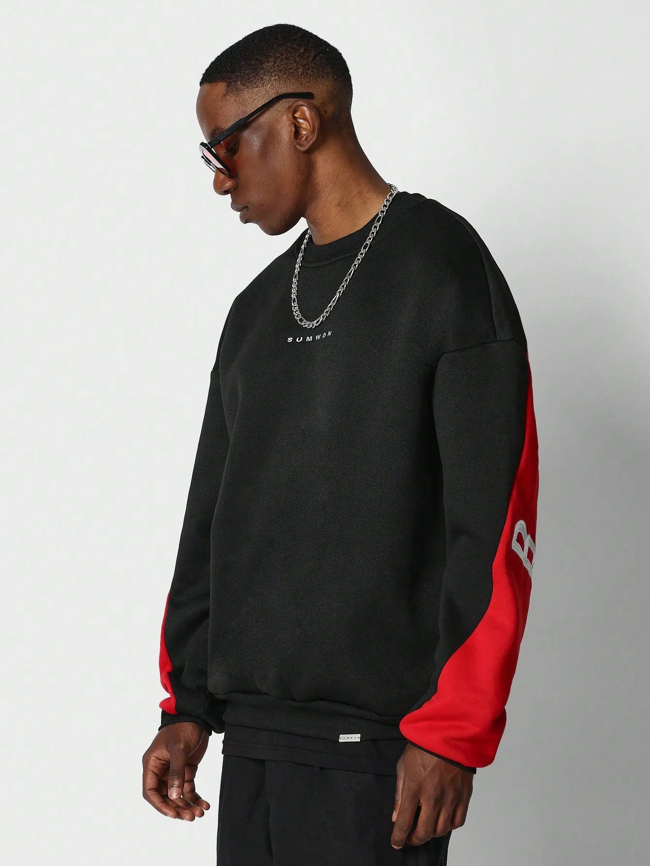 SUMWON Crew Neck Colour Blocked Sweatshirt With Back Brooklyn Embroidery