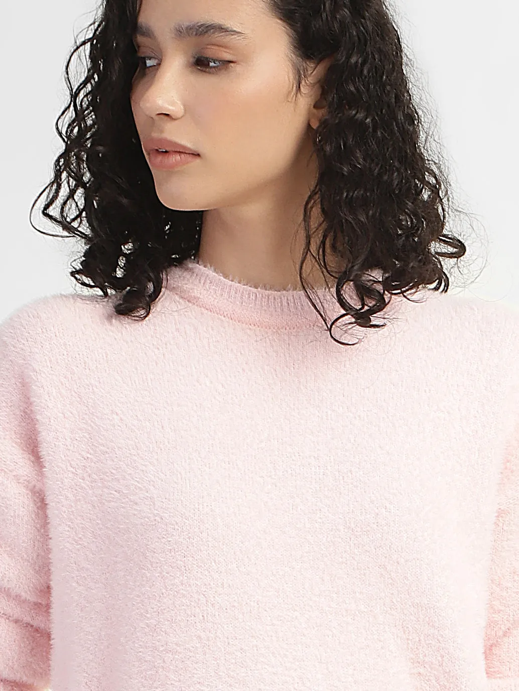 Women's Solid Crew Neck Sweater Pink